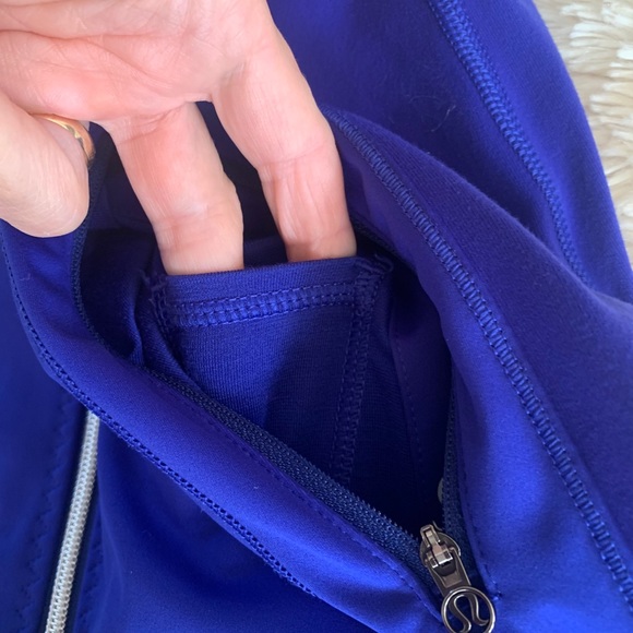 Lululemon Jacket - Picture 13 of 16